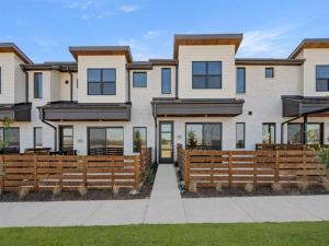 MLS #21067225 image #0