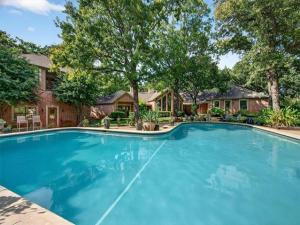 MLS #21067939 image #0