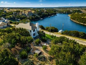 MLS #21172758 image #0