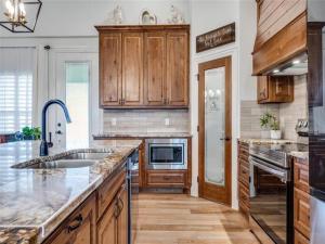MLS #21194323 image #0