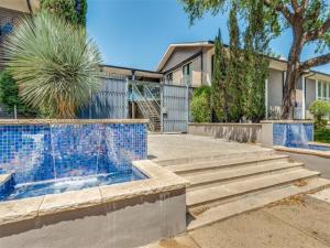 MLS #21215853 image #0