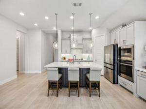 MLS #21217681 image #0