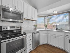 MLS #21220892 image #0
