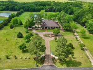 MLS #21225673 image #0