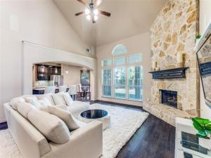 MLS #21225828 image #0