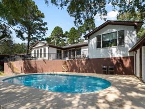 MLS #21225873 image #0