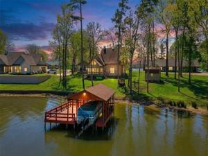 MLS #21227251 image #0