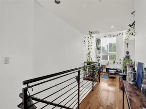 MLS #21232473 image #0