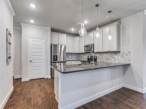 MLS #21232760 image #0