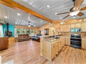 MLS #21237475 image #0