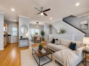 MLS #21239687 image #0