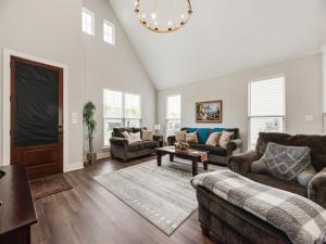MLS #21240749 image #0