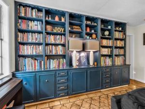 MLS #21243395 image #0