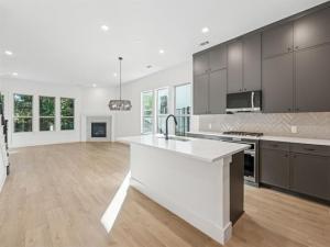 MLS #21249690 image #0