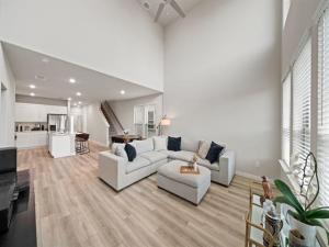 MLS #21250477 image #0