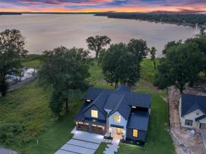 MLS #21255427 image #0
