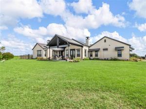 MLS #21256990 image #0