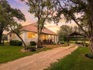 MLS #21259345 image #0