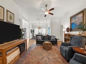 MLS #21259782 image #0