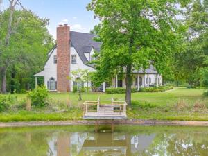 MLS #21260577 image #0