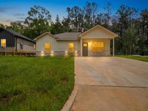 MLS #21261627 image #0