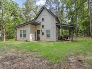 MLS #21261785 image #0
