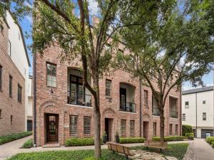 MLS #21263279 image #0