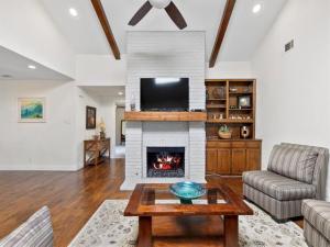 MLS #21264405 image #0