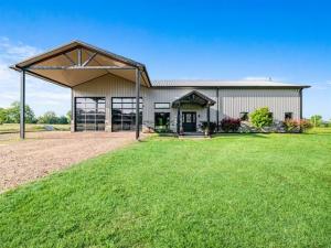 MLS #21267194 image #0