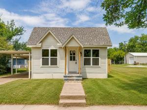 MLS #21268276 image #0