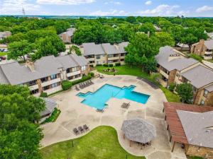 MLS #21268976 image #0