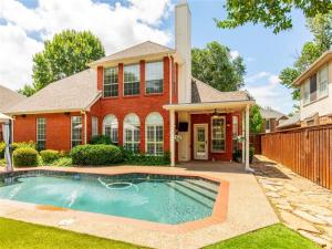MLS #21270016 image #0