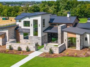 MLS #21271670 image #0