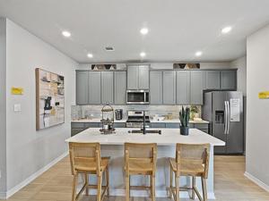 MLS #21272459 image #0