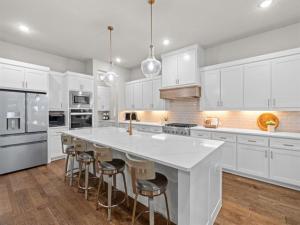 MLS #21275550 image #0