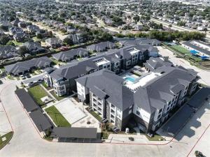 MLS #21275819 image #0