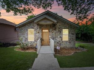 MLS #21276484 image #0