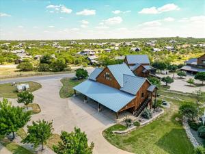 MLS #21277452 image #0