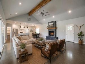 MLS #21278231 image #0