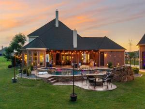 MLS #21281760 image #0