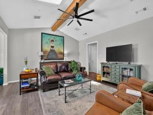 MLS #21285786 image #0