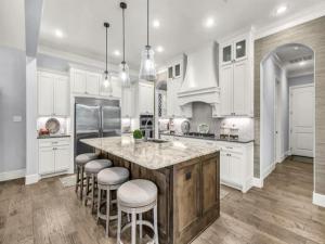 MLS #21286993 image #0