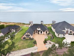 MLS #21288810 image #0