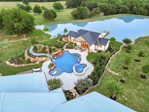 MLS #21290454 image #0