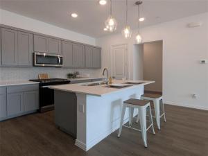 MLS #21290773 image #0