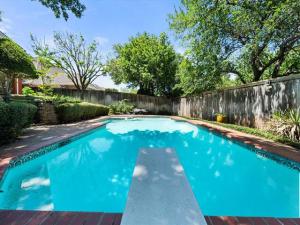 MLS #21290895 image #0