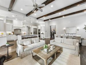 MLS #21291370 image #0