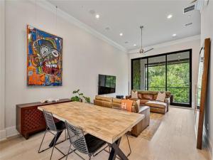 MLS #21294869 image #0