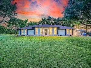 MLS #21295845 image #0