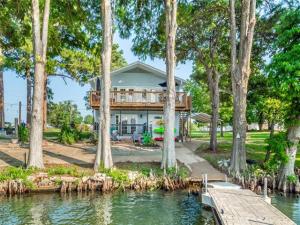 MLS #21296802 image #0